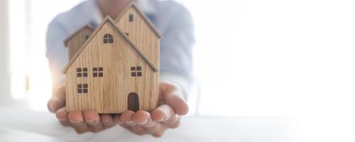 Remote Closing Options for Dallas Home Sales